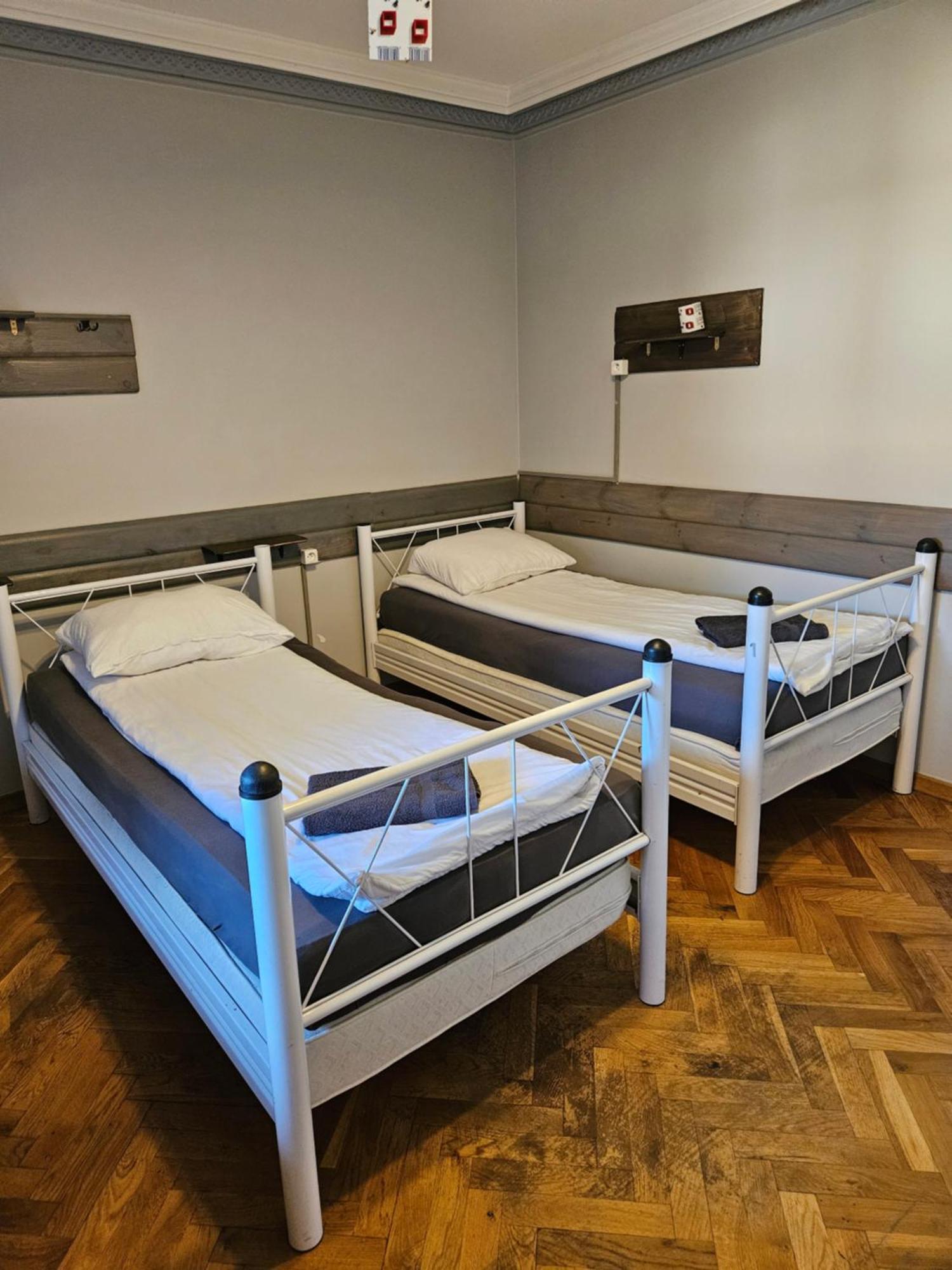 Pokoje Pracownicze Кімнати Для Працівників,Гуртожиток スバジェンツ エクステリア 写真