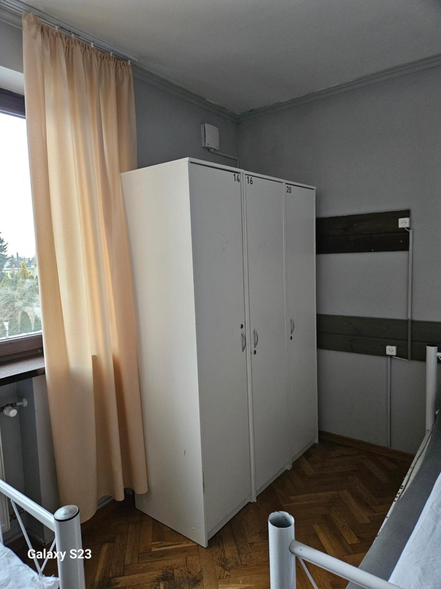 Pokoje Pracownicze Кімнати Для Працівників,Гуртожиток スバジェンツ エクステリア 写真