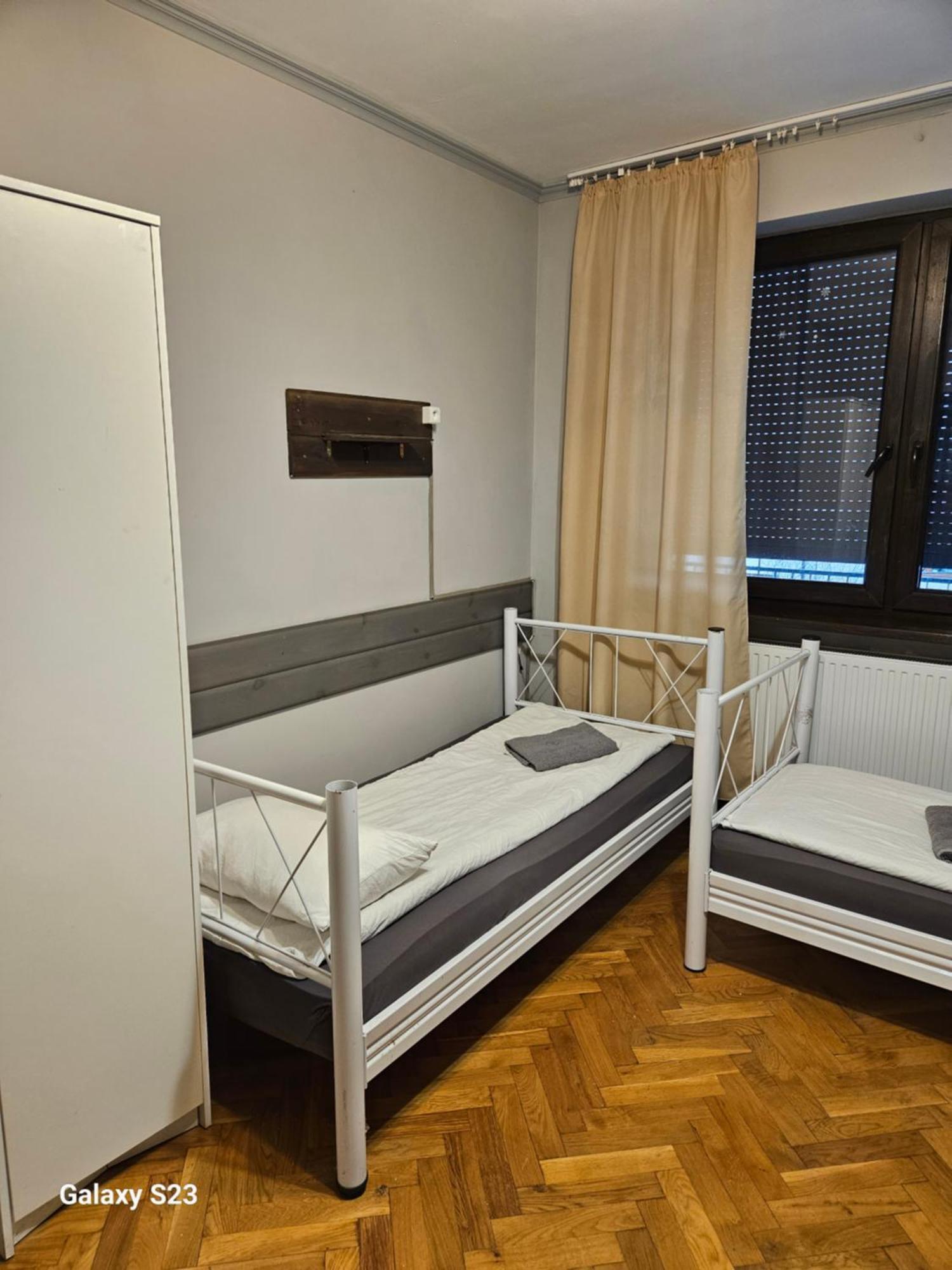 Pokoje Pracownicze Кімнати Для Працівників,Гуртожиток スバジェンツ エクステリア 写真